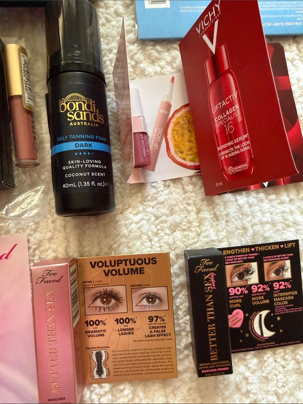 Makeup Bundle - Picture 4 of 5